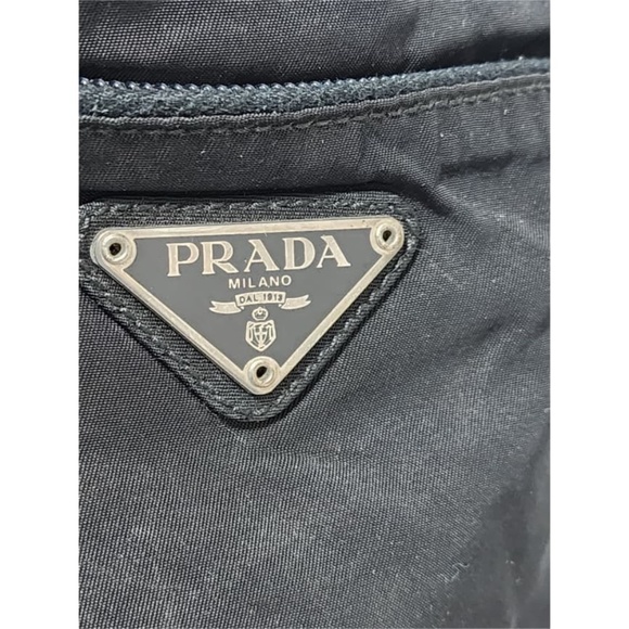 Authentic PRADA Vintage Tessuto Nylon Saffiano Flat Small Crossbody Bag Black - Picture 11 of 13